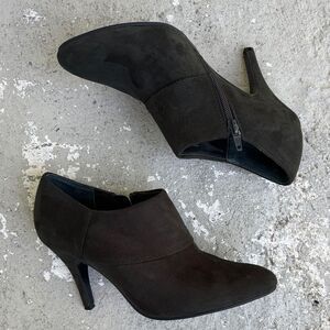 Ann Marino by Bettye Muller booties